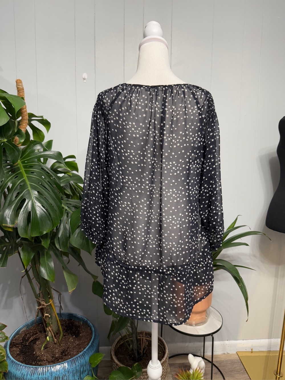 #17) Daniel Rainn Black Sheer Star-Print Peasant Blouse - Picture 5 of 7